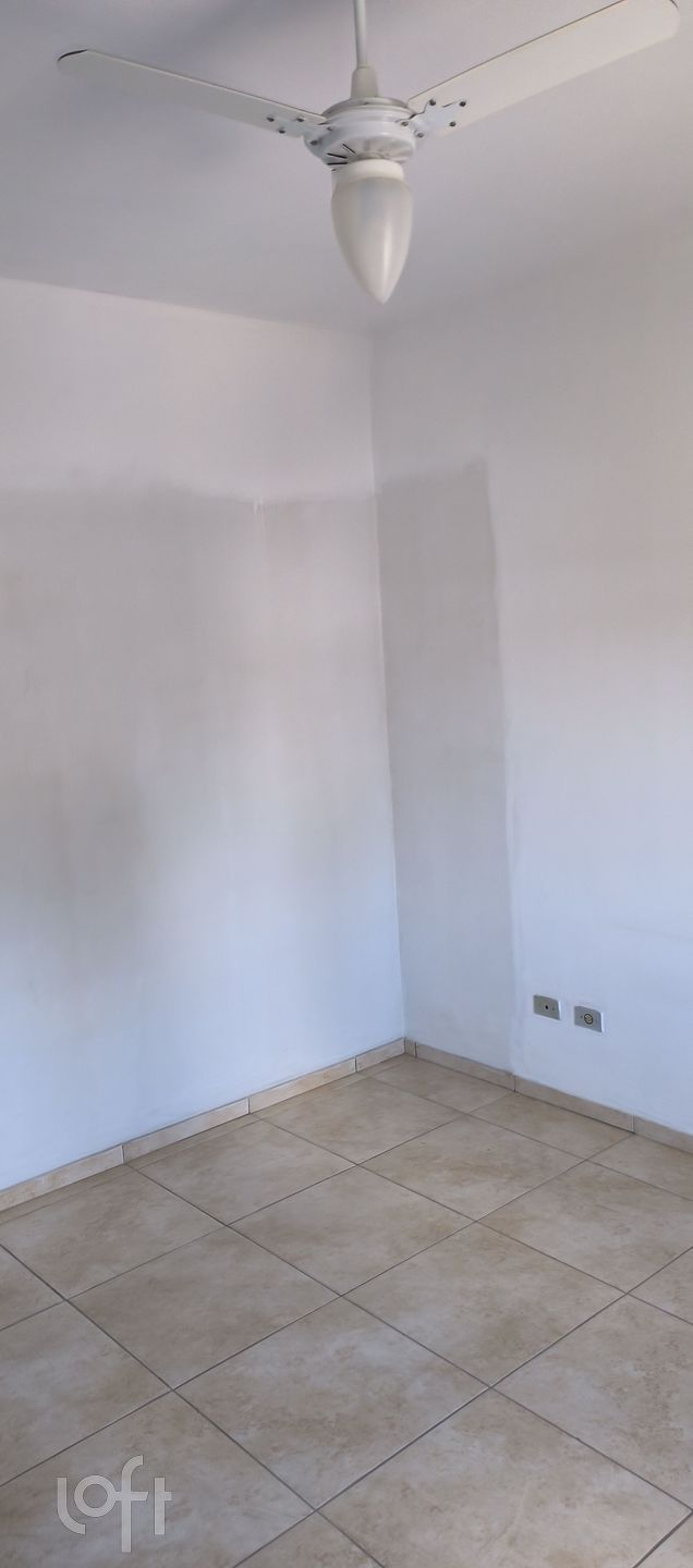 Casa à venda com 2 quartos, 70m² - Foto 12