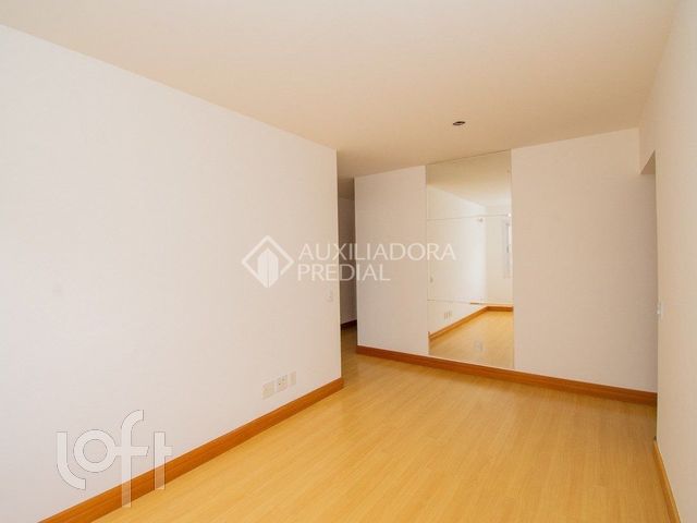 Apartamento com 45m², 1 dormitório, 1 vaga, Boa Vista em Porto Alegre