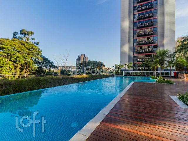 Apartamento com 69m², 1 dormitório, 1 suíte, 2 vagas, Petrópolis em Porto Alegre