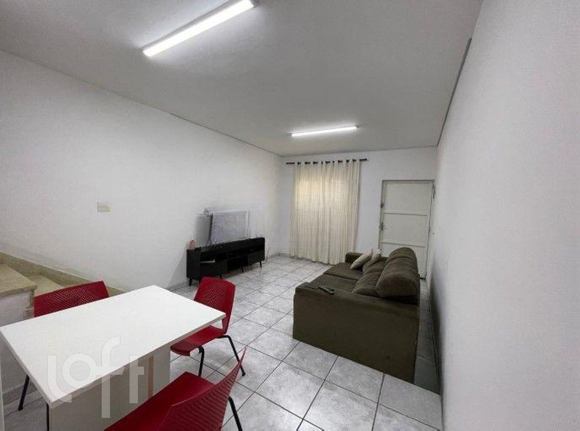 Casa à venda com 3 quartos, 103m² - Foto 2