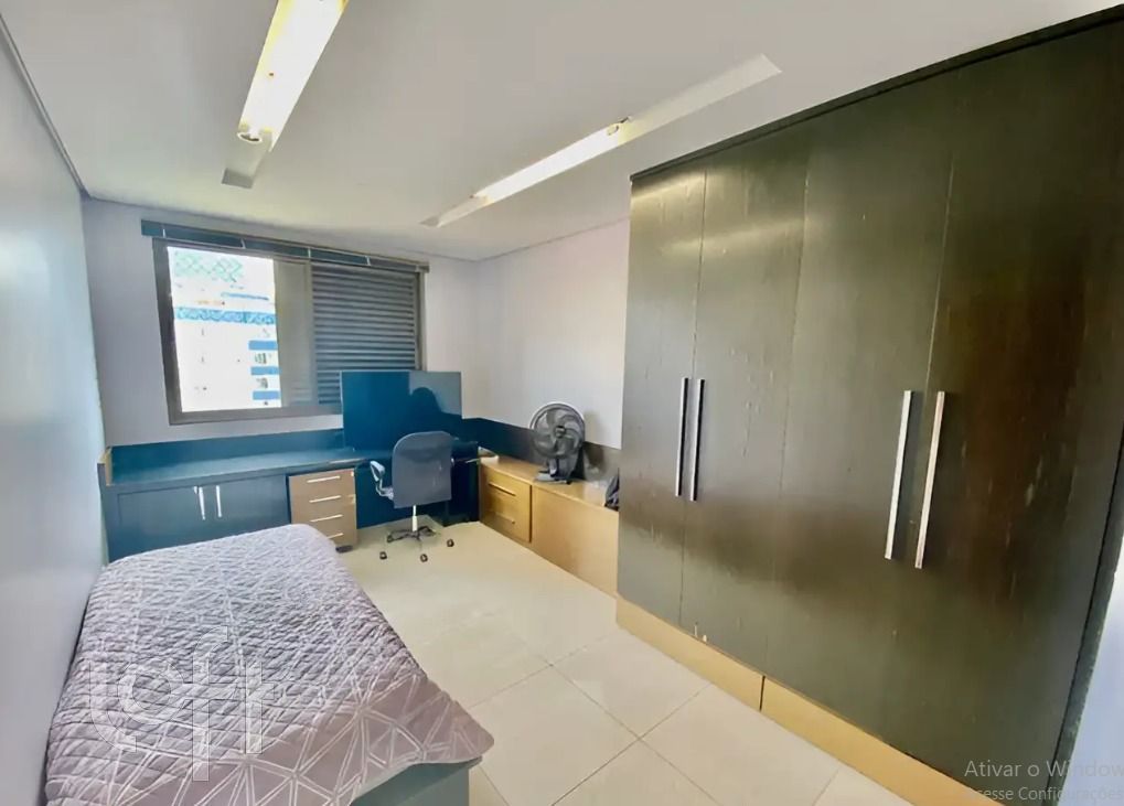 Apartamento à venda com 4 quartos, 214m² - Foto 11