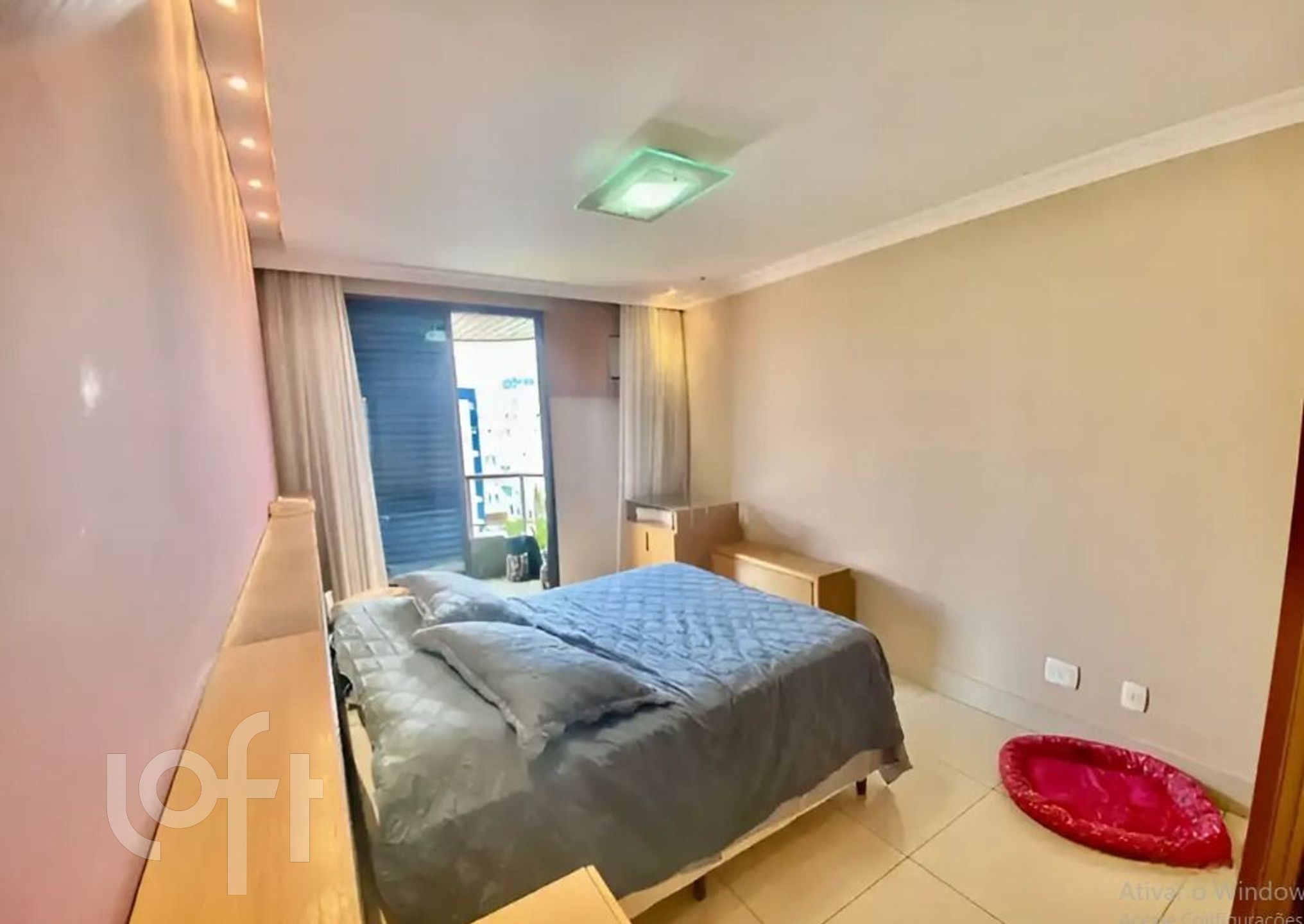 Apartamento à venda com 4 quartos, 214m² - Foto 4