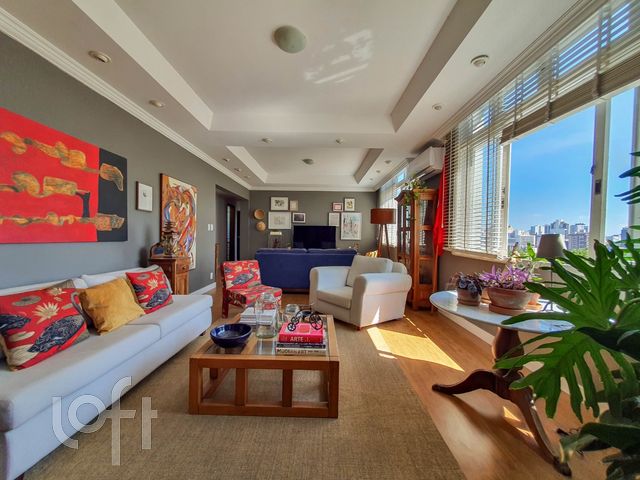 Apartamento com 185m², 4 dormitórios, 1 suíte, 1 vaga, Rio Branco em Porto Alegre