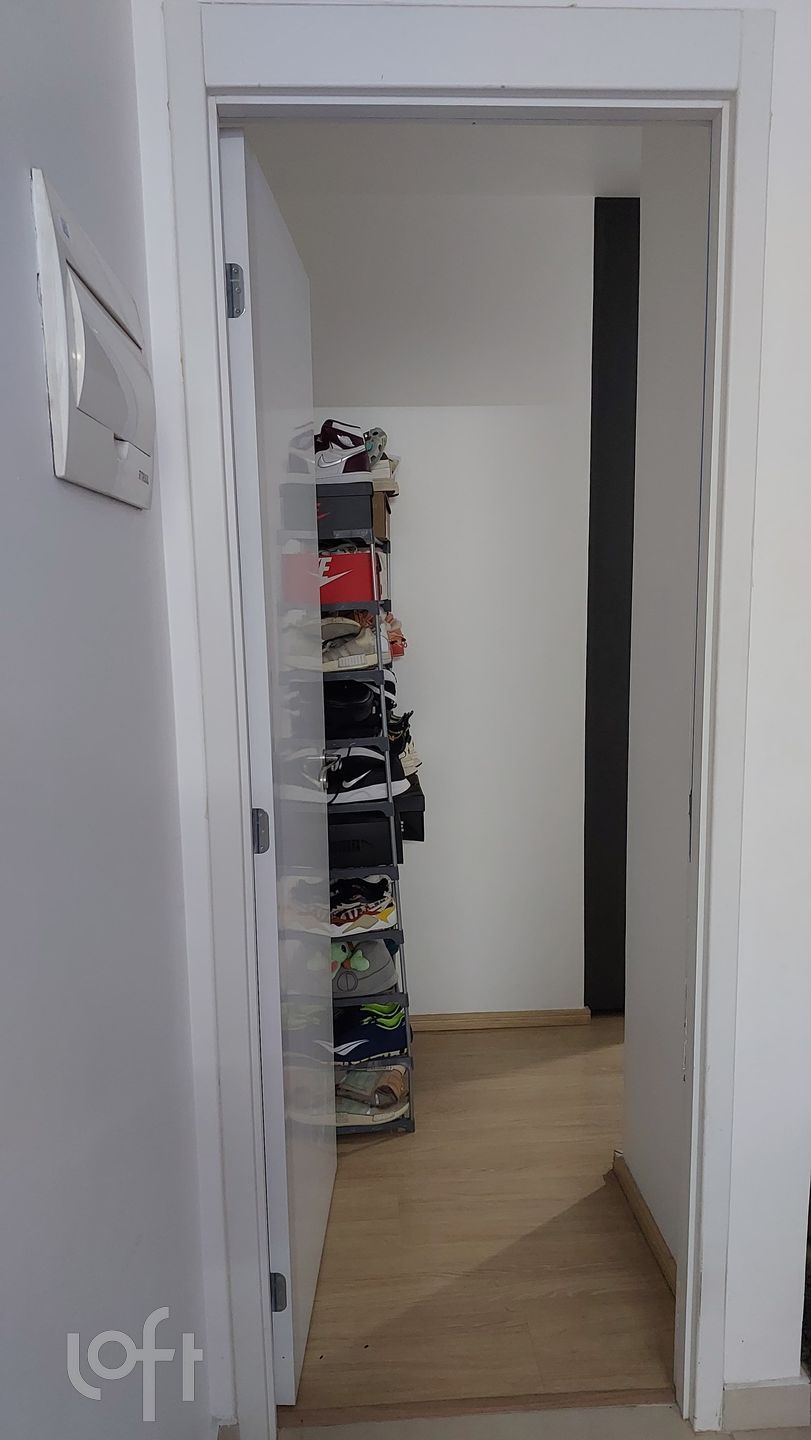 Apartamento à venda com 1 quarto, 46m² - Foto 17