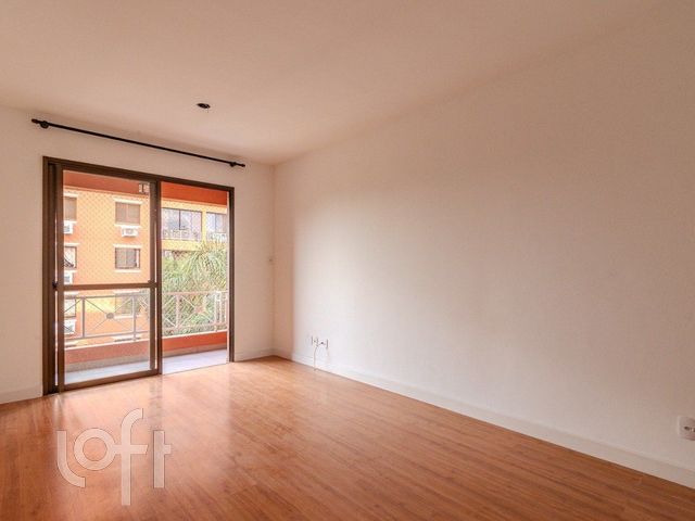 Apartamento com 73m², 3 dormitórios, 1 vaga, Chácara das Pedras em Porto Alegre