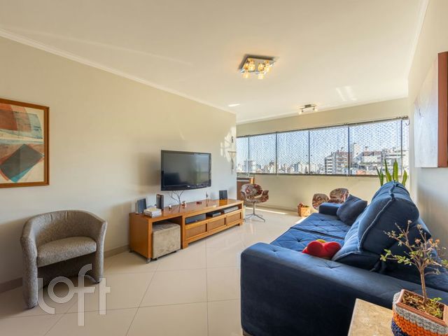 Apartamento com 95m², 3 dormitórios, 1 suíte, 2 vagas, Jardim Botânico em Porto Alegre