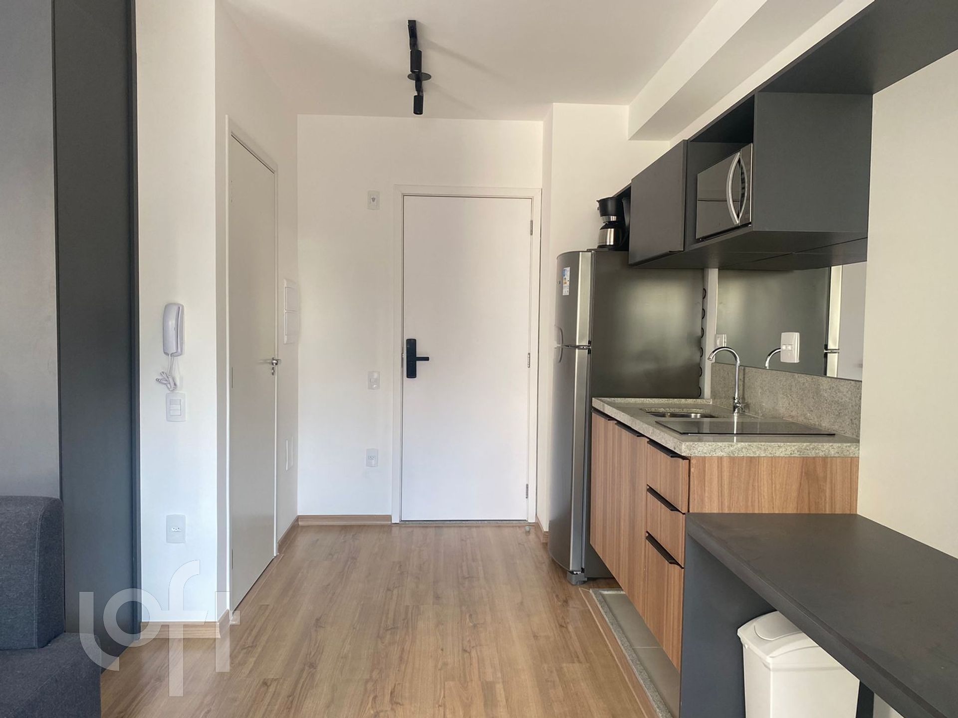 Apartamento à venda com 1 quarto, 31m² - Foto 1