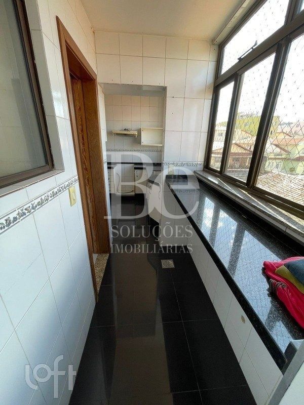 Apartamento à venda com 3 quartos, 85m² - Foto 10