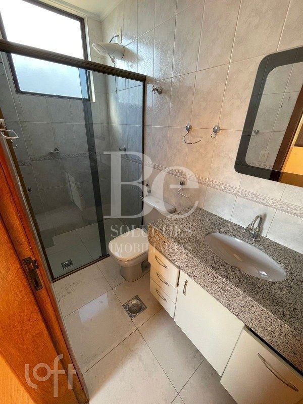 Apartamento à venda com 3 quartos, 85m² - Foto 3