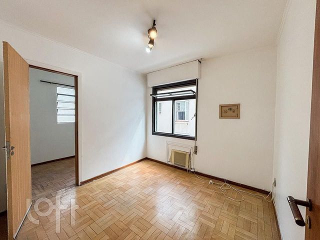 Apartamento com 92m², 3 dormitórios, 1 vaga, Santana em Porto Alegre