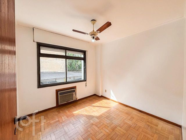 Apartamento com 92m², 3 dormitórios, 1 vaga, Santana em Porto Alegre