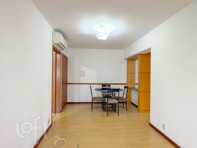 Apartamento com 51m², 2 dormitórios, 1 vaga, Bom Fim em Porto Alegre