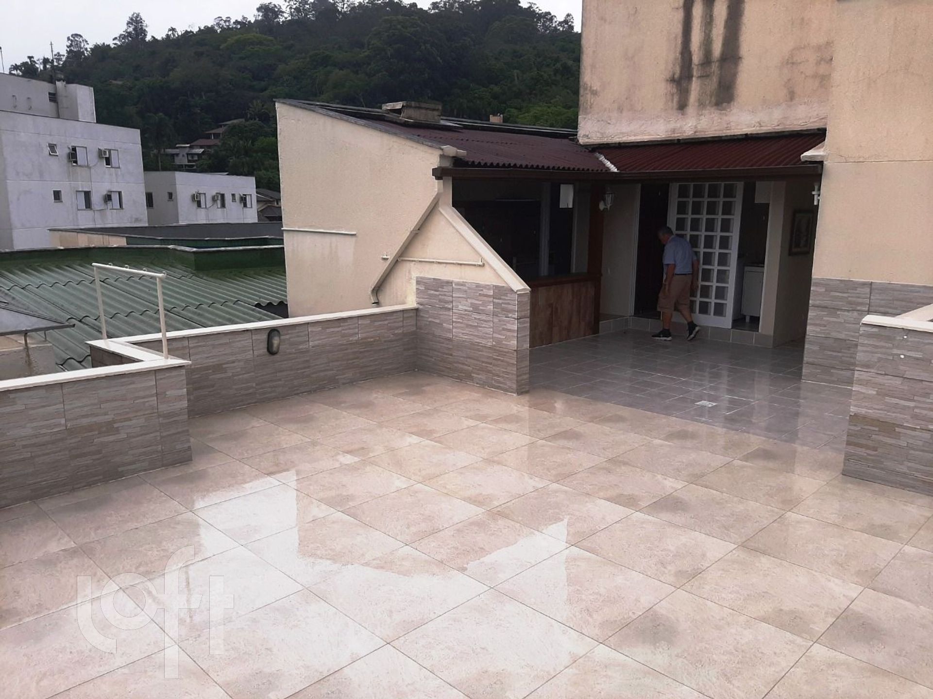 Apartamentos com 105m², 3 quartos, 1 suíte, 1 garagem, no bairro Córrego Grande em Florianópolis