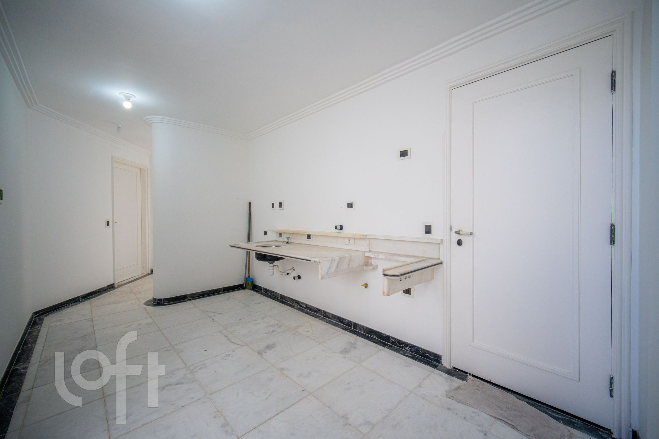 Apartamento à venda com 4 quartos, 309m² - Foto 15