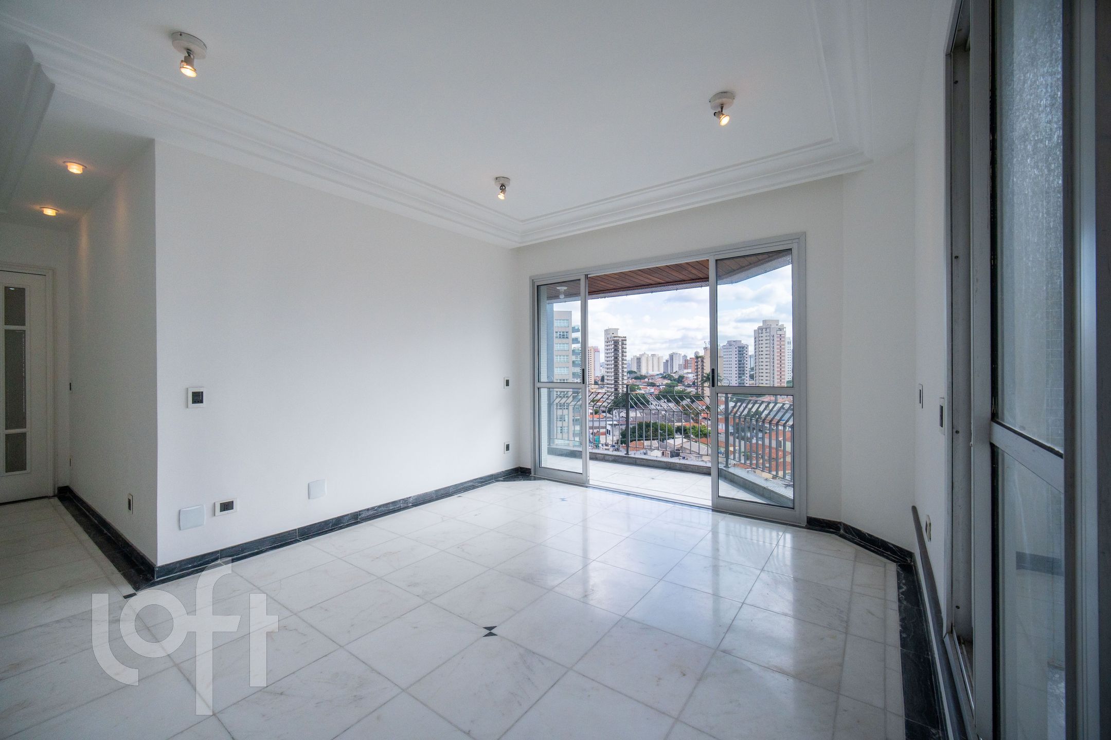 Apartamento à venda com 4 quartos, 309m² - Foto 3