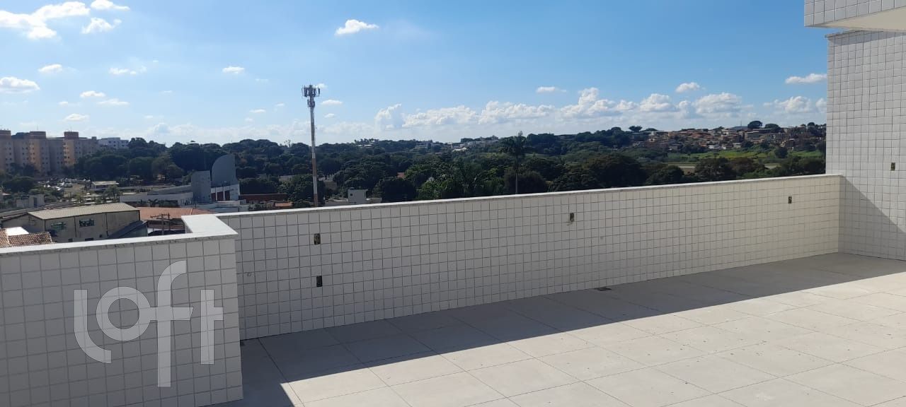 Apartamento à venda com 4 quartos, 195m² - Foto 6