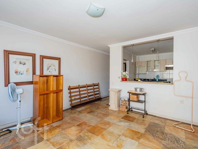 Apartamento com 104m², 3 dormitórios, 1 suíte, 1 vaga, Santana em Porto Alegre