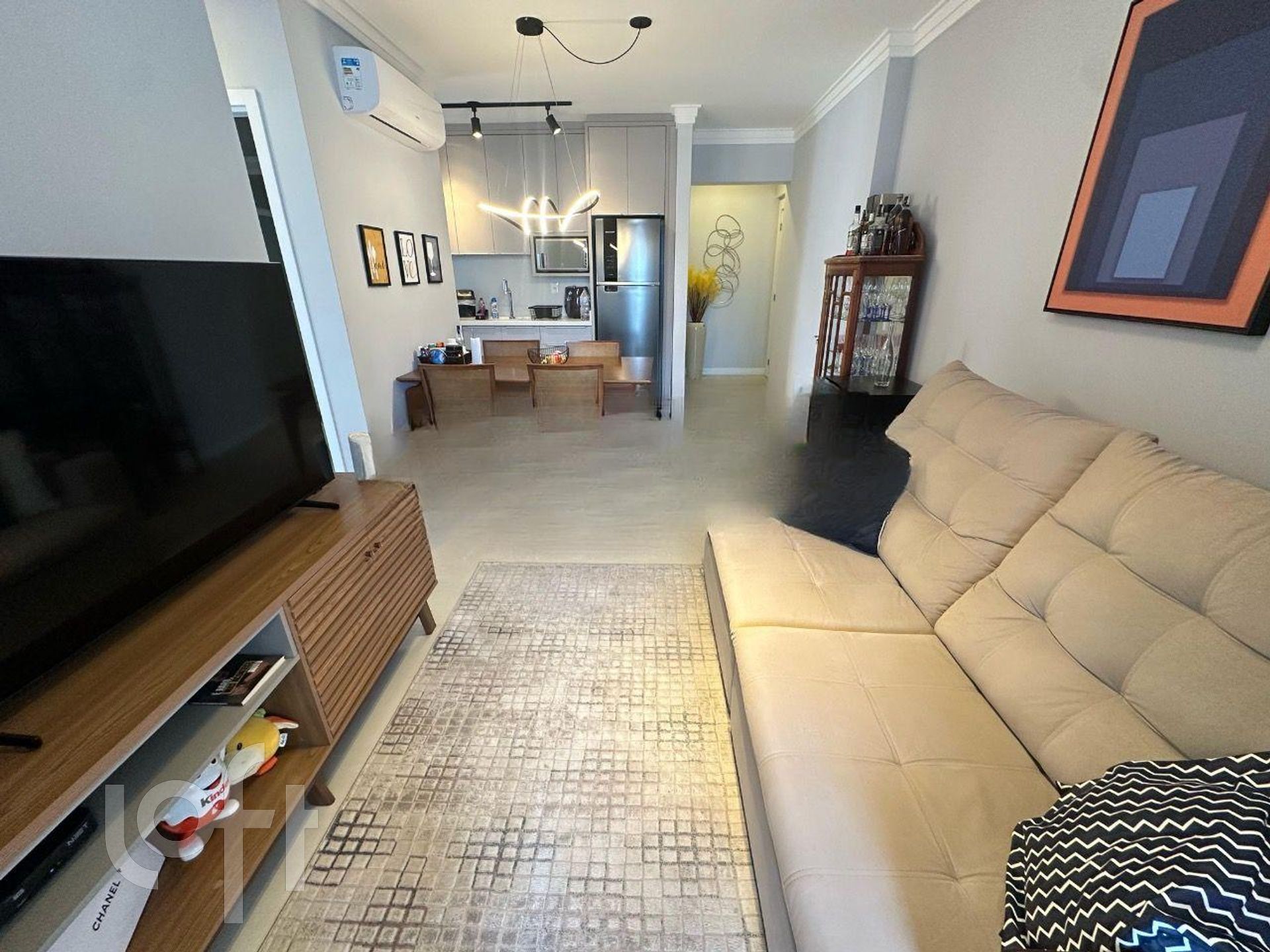 Apartamentos com 69m², 2 quartos, 1 suíte, 2 garagens, no bairro Kobrasol em São José