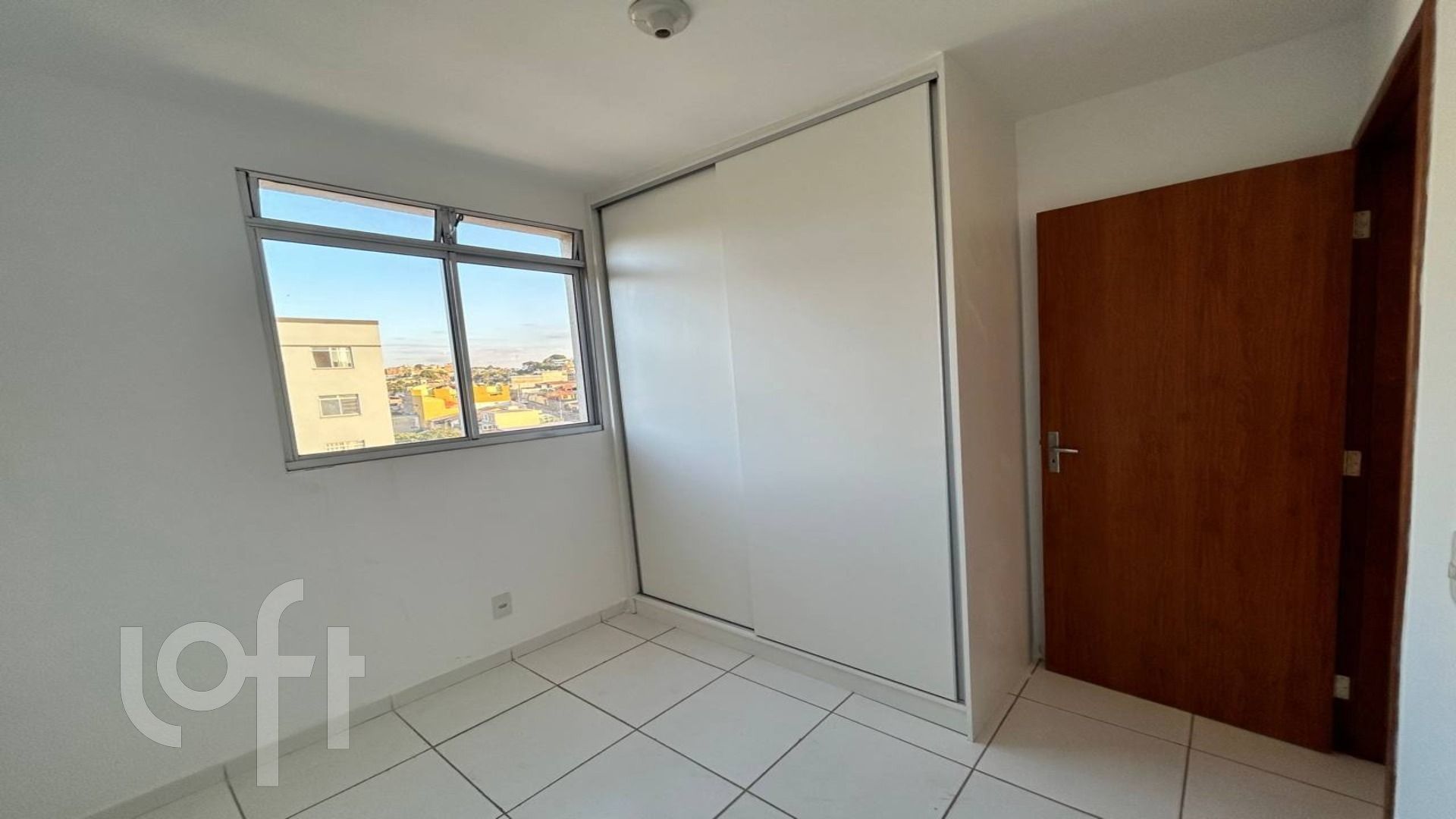 Apartamento à venda com 3 quartos, 71m² - Foto 7