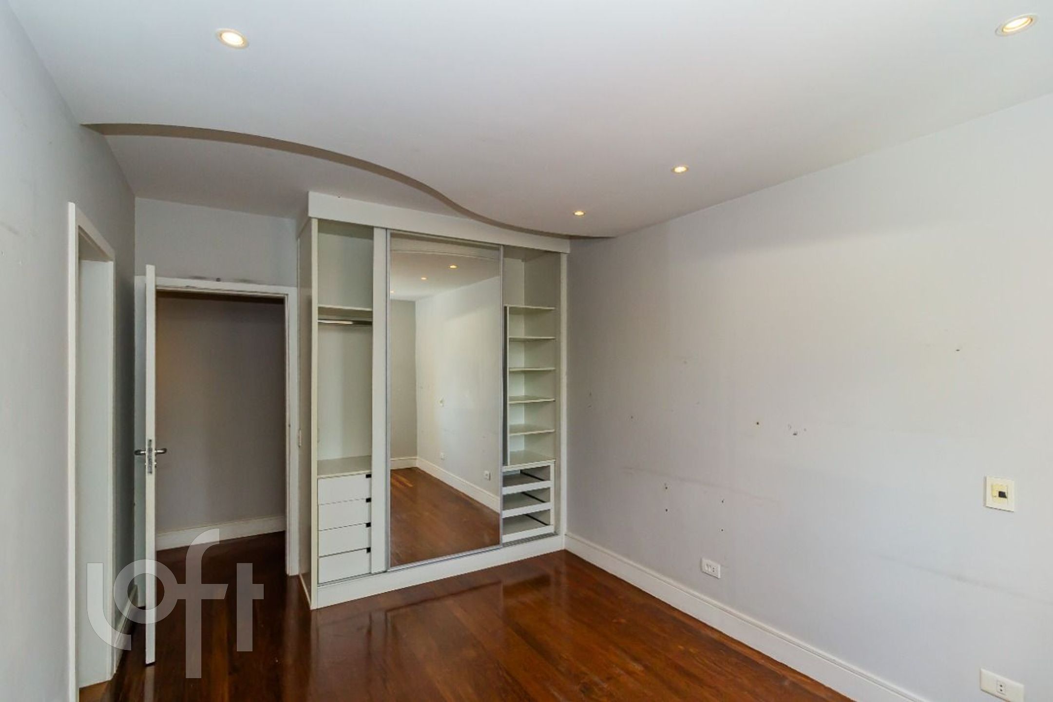 Apartamento à venda com 4 quartos, 200m² - Foto 65