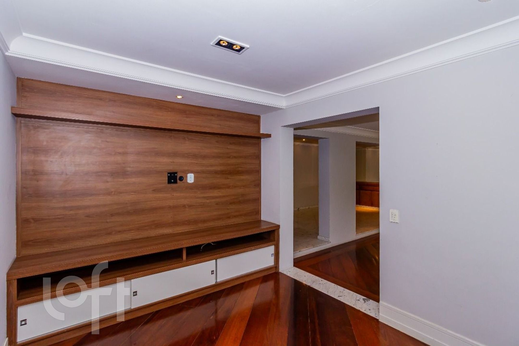 Apartamento à venda com 4 quartos, 200m² - Foto 60