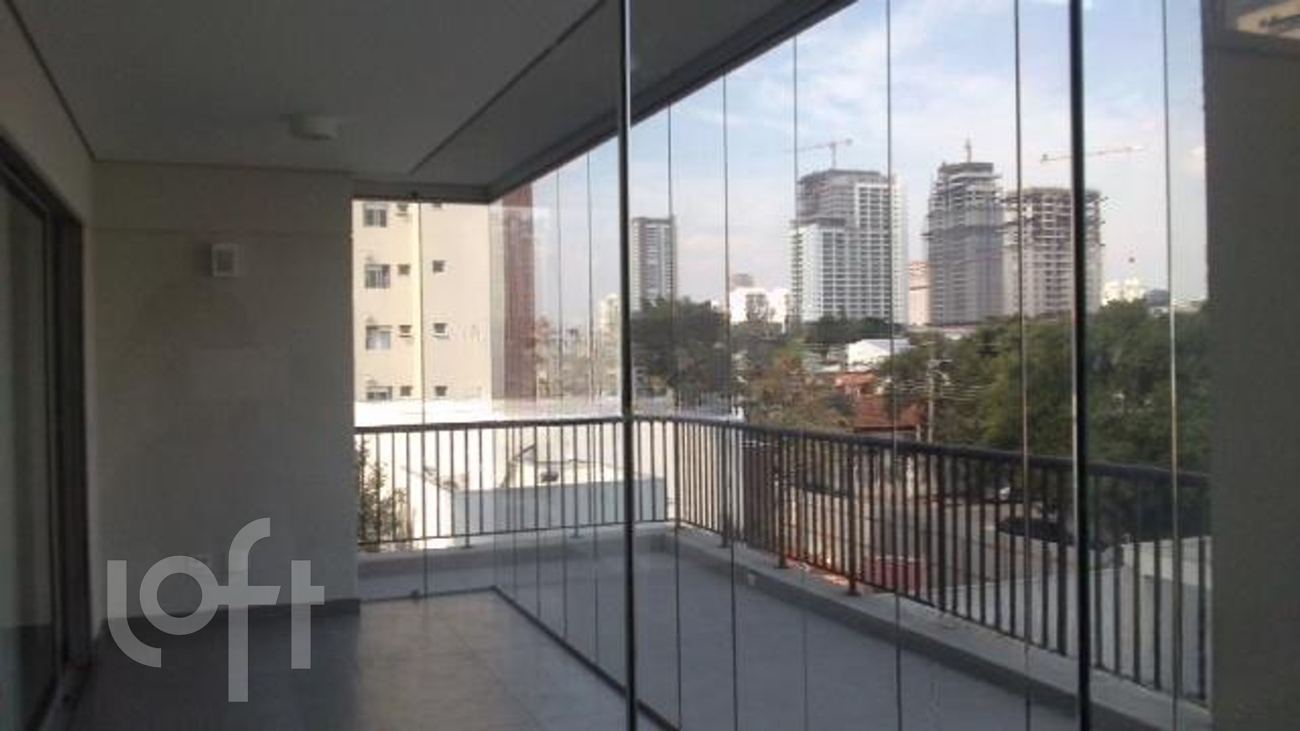 Apartamento à venda com 2 quartos, 128m² - Foto 1