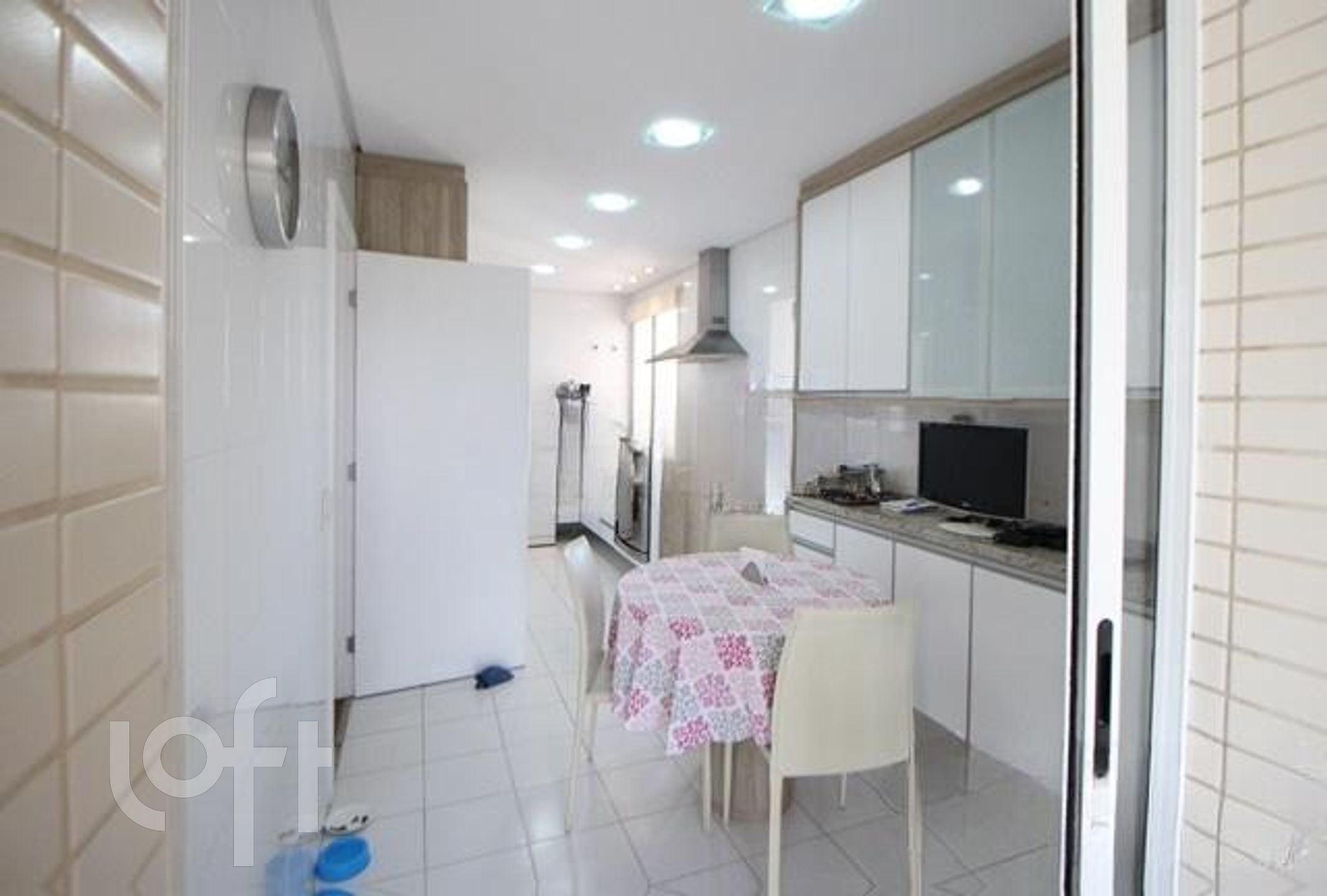 Apartamento à venda com 4 quartos, 238m² - Foto 27