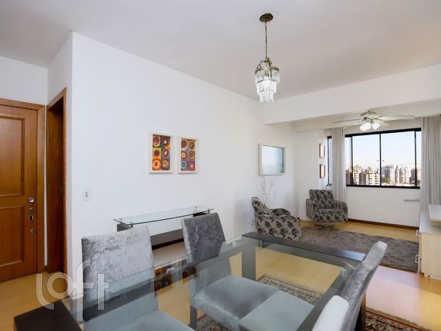 Apartamento com 66m², 2 dormitórios, 1 vaga, Vila Ipiranga em Porto Alegre