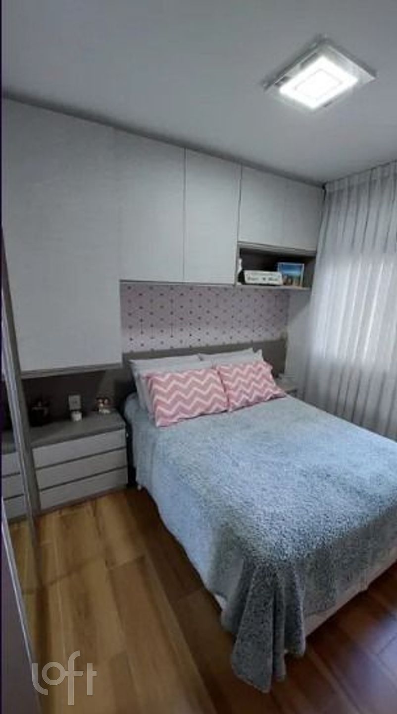 Apartamento à venda com 2 quartos, 69m² - Foto 7