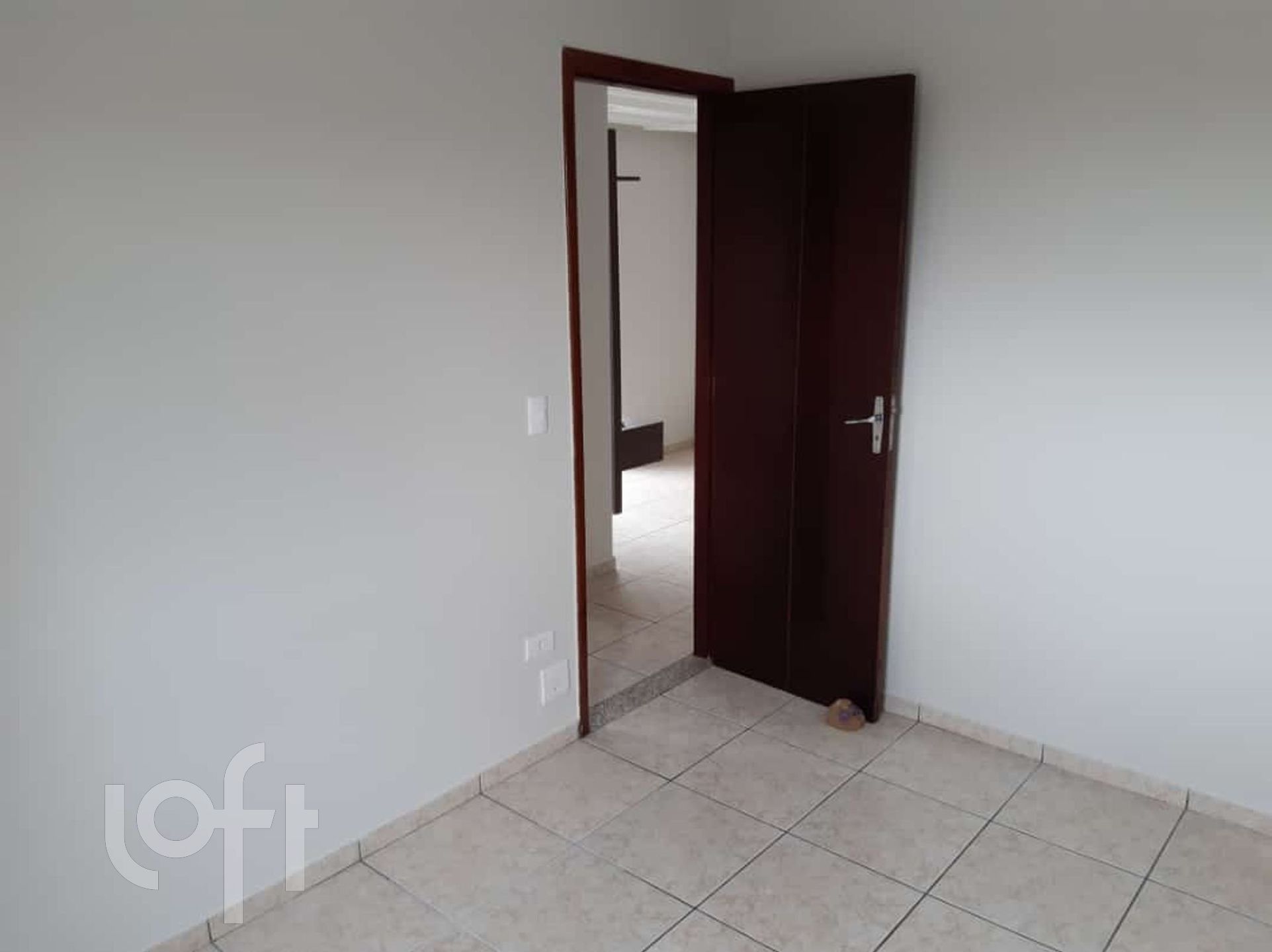 Apartamento à venda com 2 quartos, 47m² - Foto 2