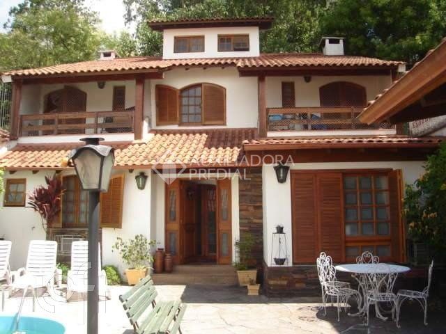 Casa com 143m², 3 dormitórios, 2 suítes, 3 vagas, Higienópolis em Porto Alegre