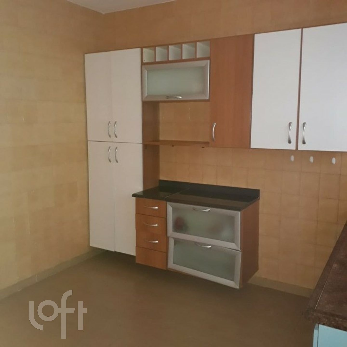 Casa à venda com 2 quartos, 105m² - Foto 2