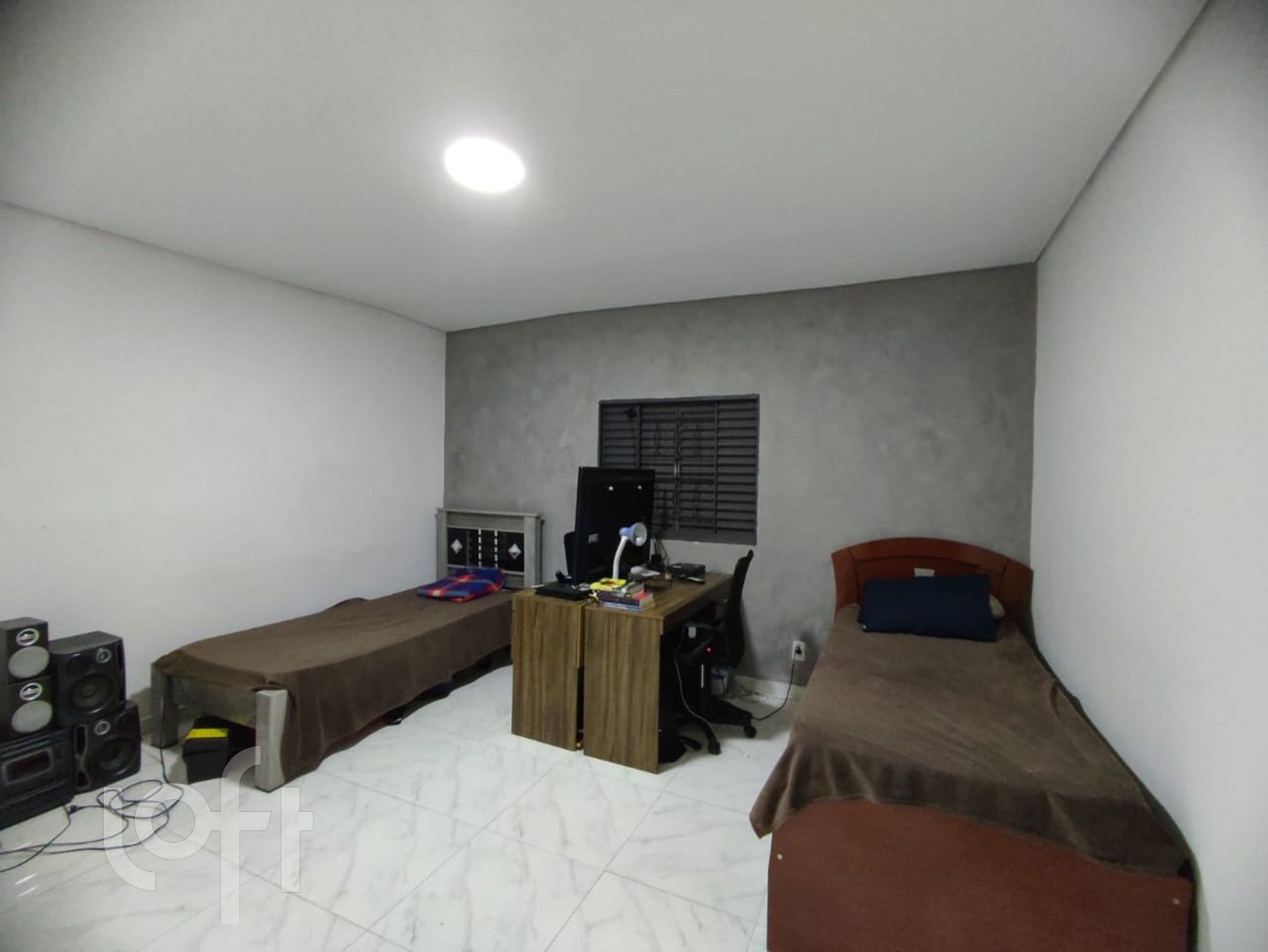 Apartamento à venda com 2 quartos, 100m² - Foto 2