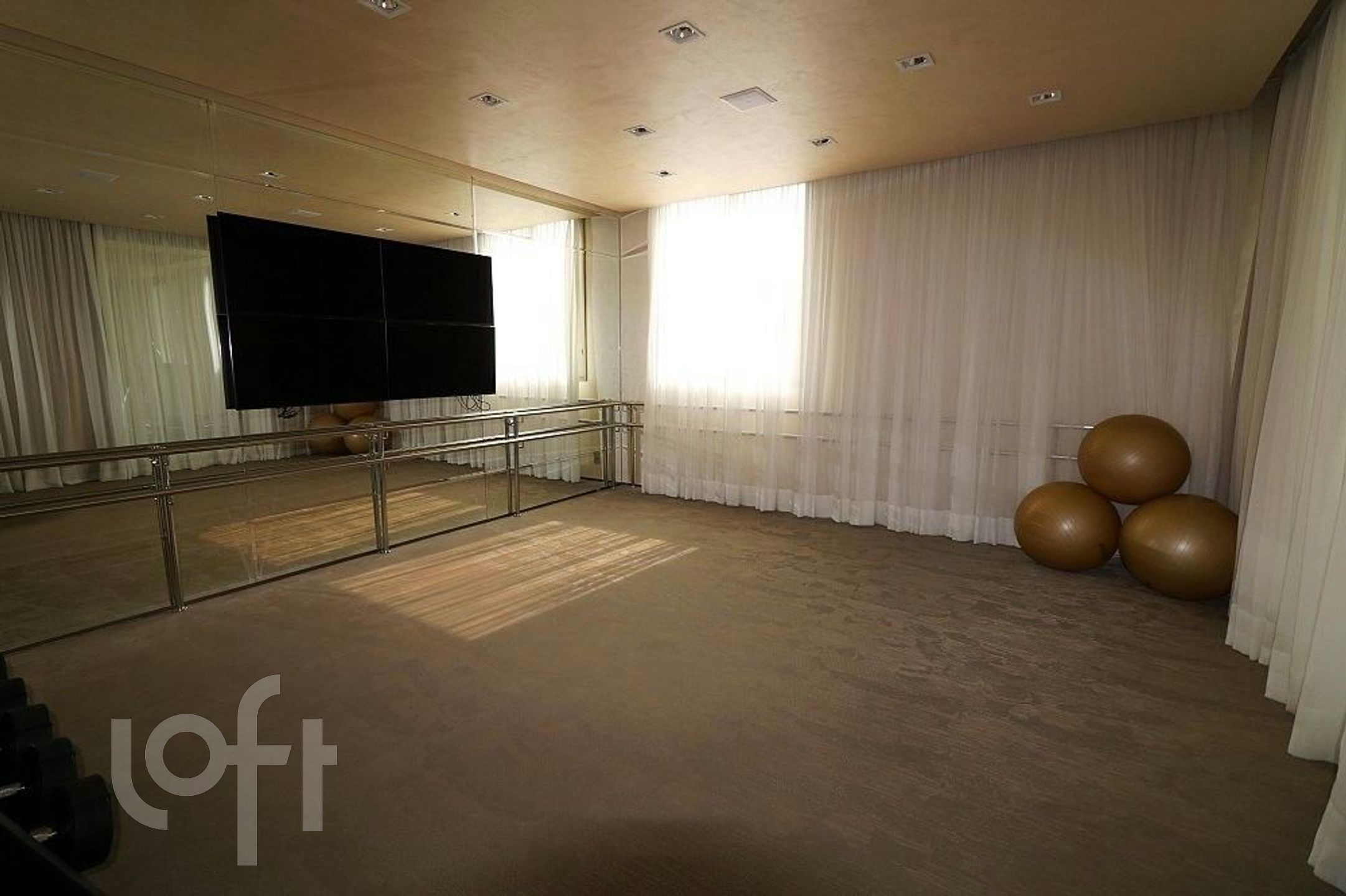 Apartamento à venda com 4 quartos, 230m² - Foto 38