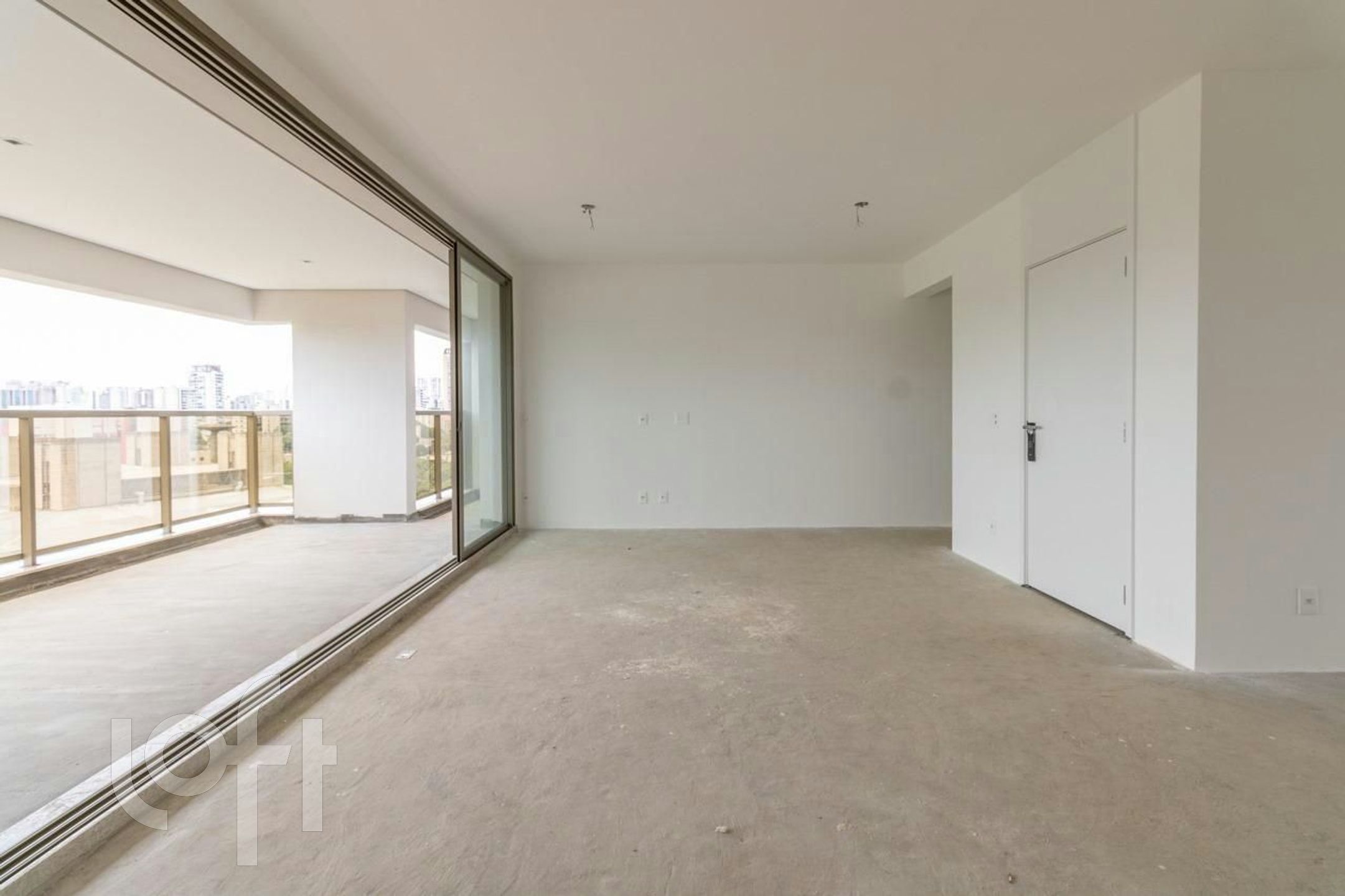 Apartamento à venda com 4 quartos, 230m² - Foto 15