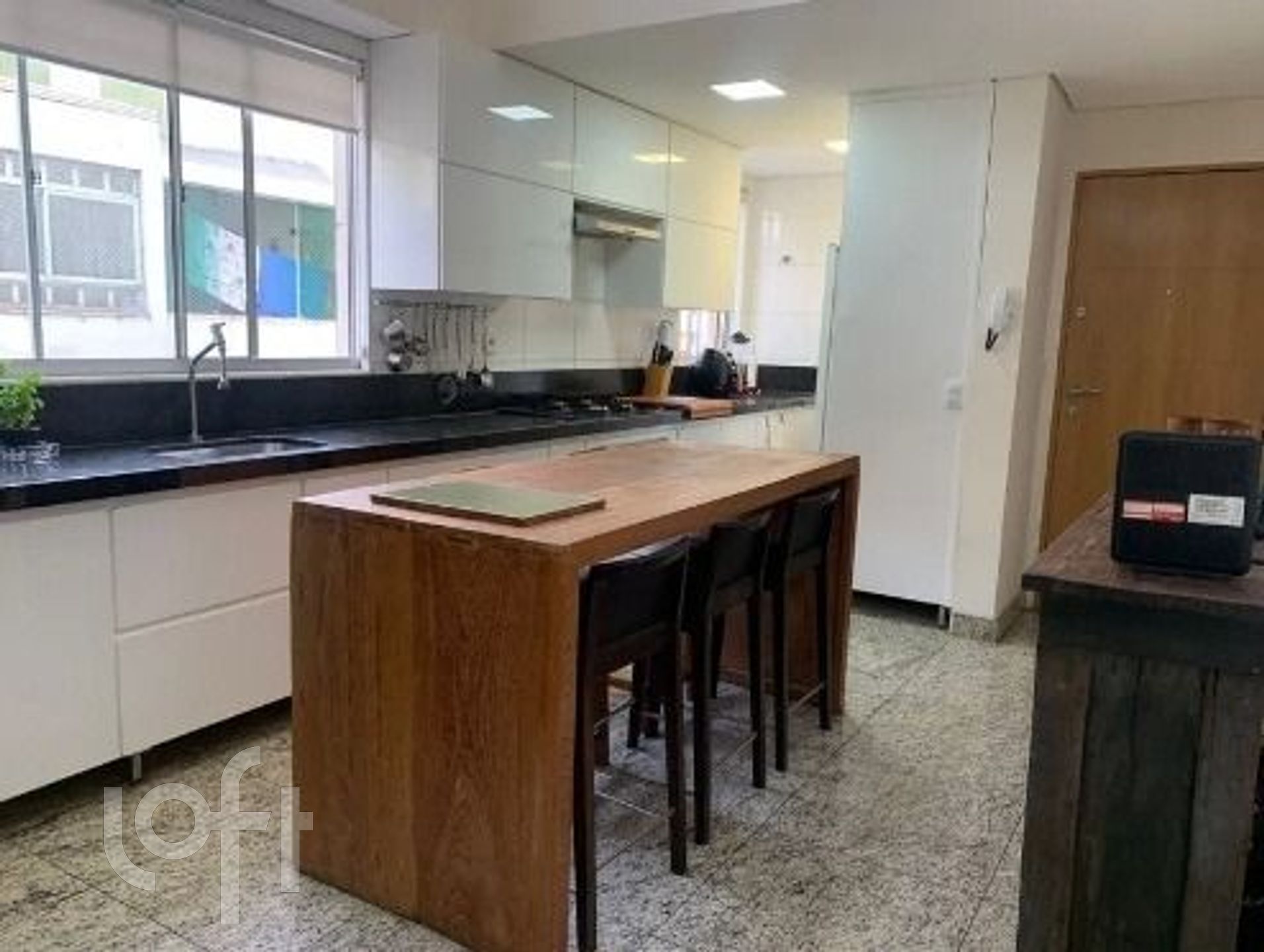 Apartamento à venda com 2 quartos, 120m² - Foto 3