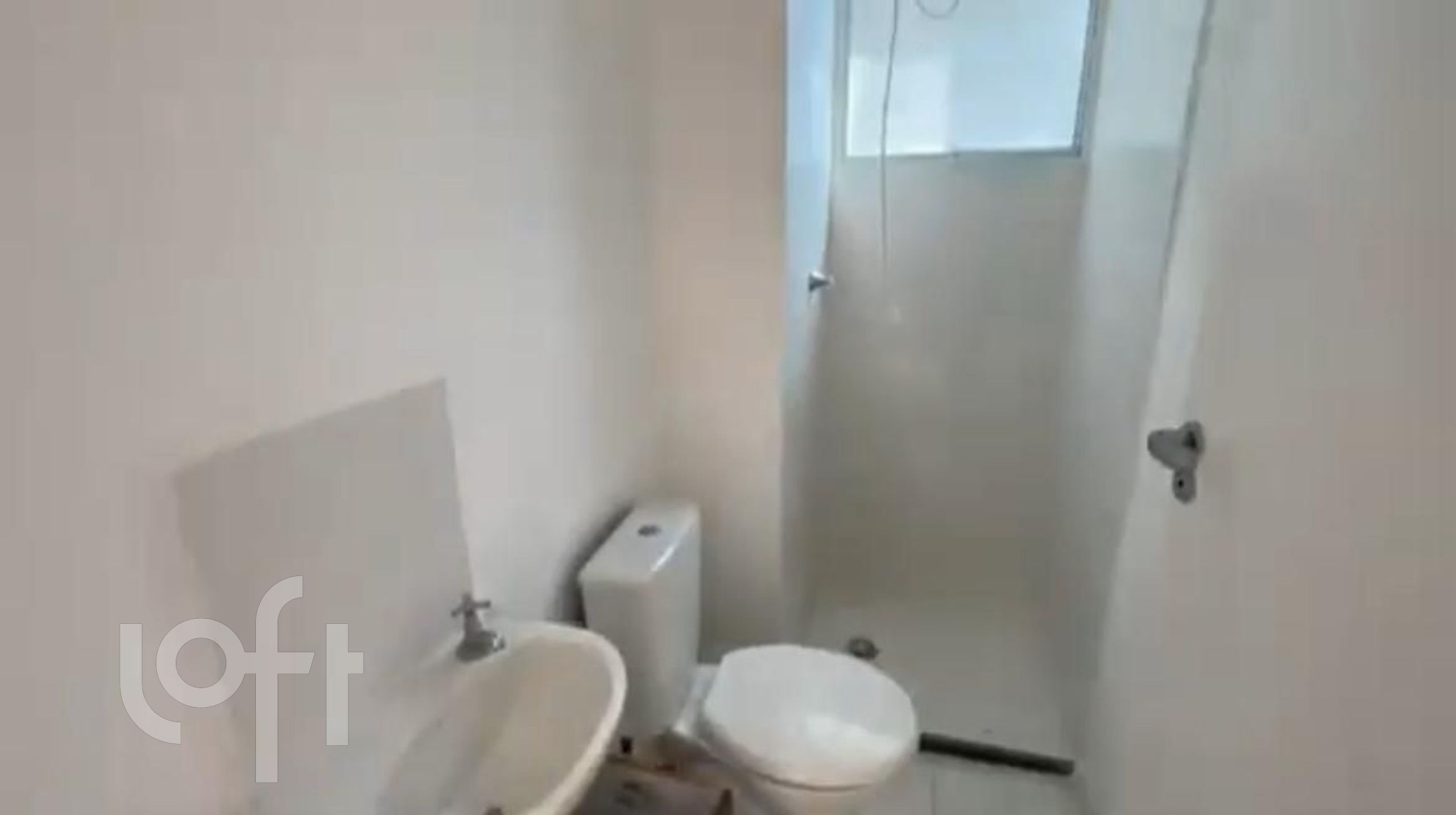 Apartamento à venda com 2 quartos, 40m² - Foto 9