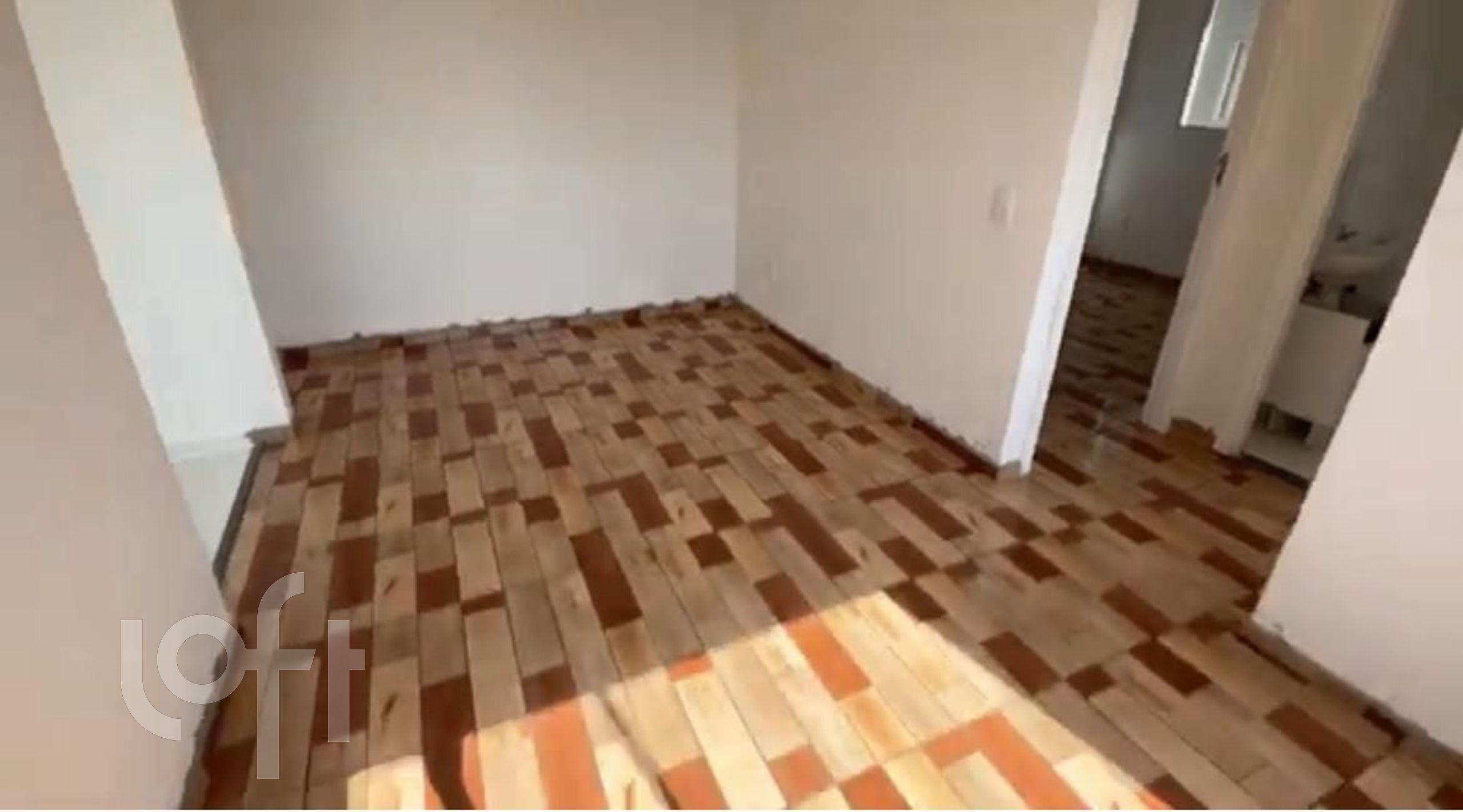 Apartamento à venda com 2 quartos, 40m² - Foto 4