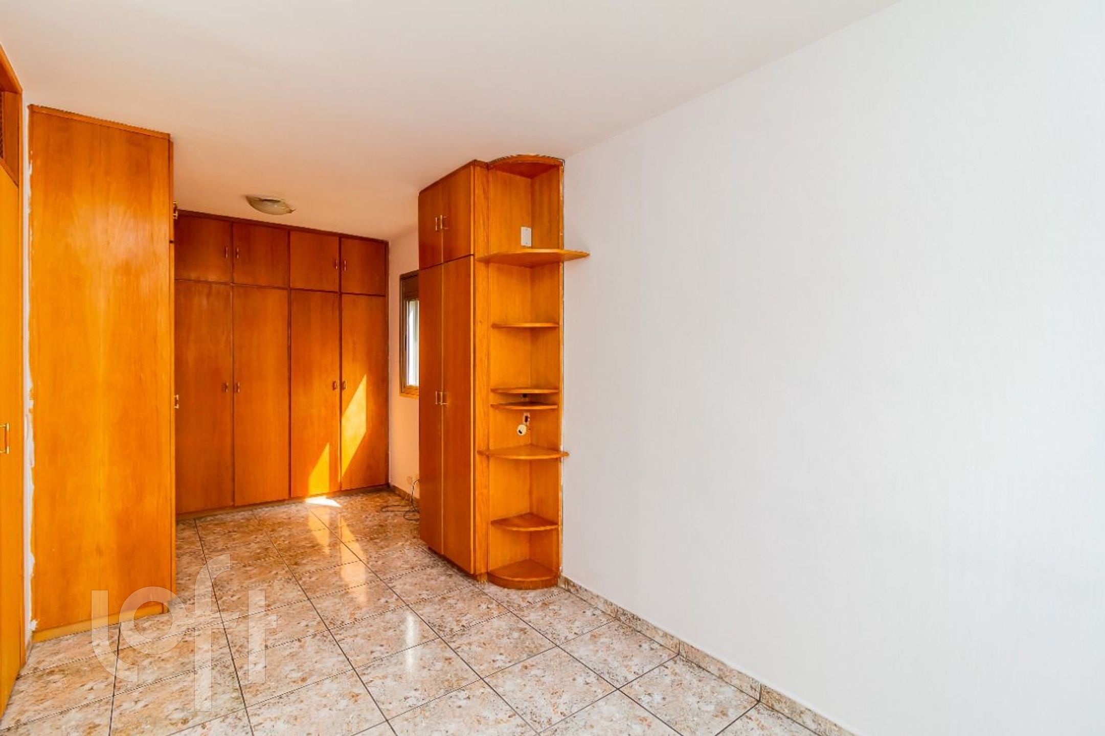 Apartamento à venda com 2 quartos, 71m² - Foto 11