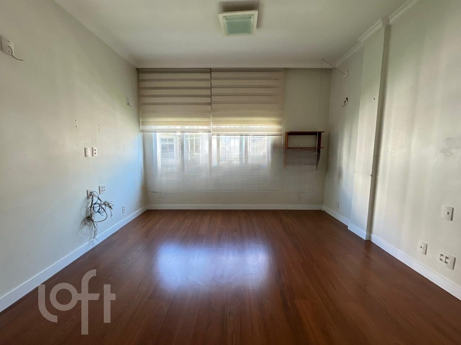 Apartamento à venda com 4 quartos, 170m² - Foto 17