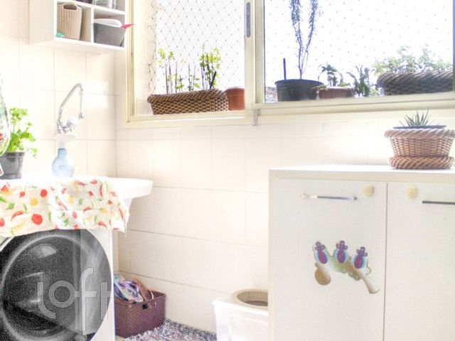 Apartamento com 130m², 3 dormitórios, 1 suíte, Higienópolis em Porto Alegre