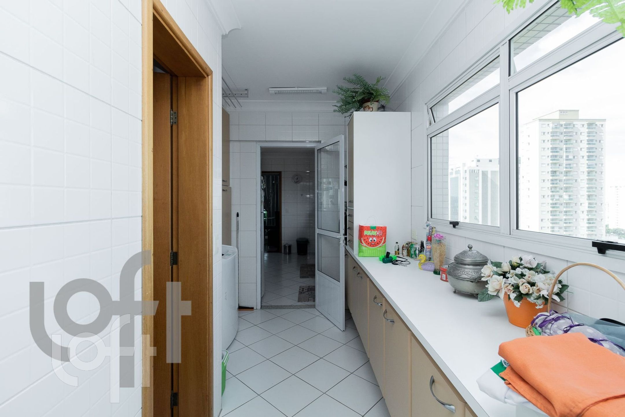 Apartamento à venda com 3 quartos, 130m² - Foto 26