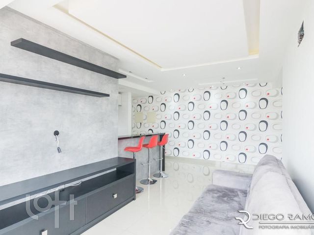 Apartamento com 84m², 3 dormitórios, 1 suíte, 2 vagas, Santana em Porto Alegre