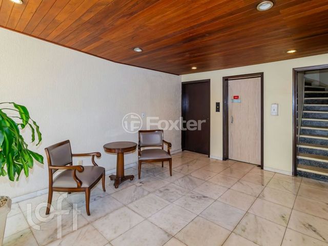 Apartamento com 112m², 3 dormitórios, 1 suíte, 1 vaga, Petrópolis em Porto Alegre