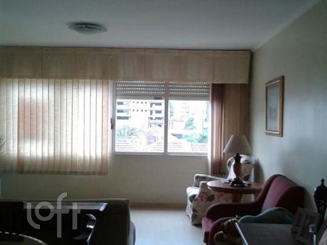 Apartamento com 112m², 3 dormitórios, 1 suíte, 1 vaga, Petrópolis em Porto Alegre