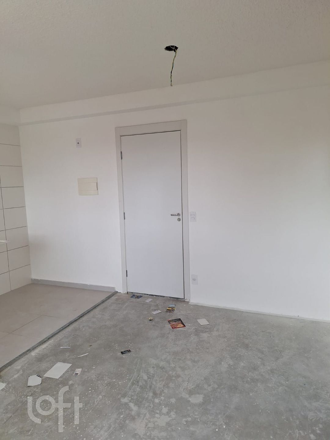 Apartamento à venda com 2 quartos, 42m² - Foto 4