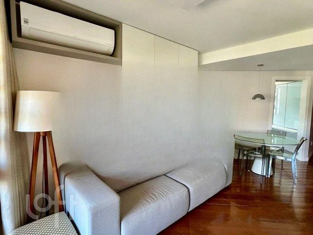 Apartamento com 71m², 2 dormitórios, 1 suíte, 1 vaga, Higienópolis em Porto Alegre