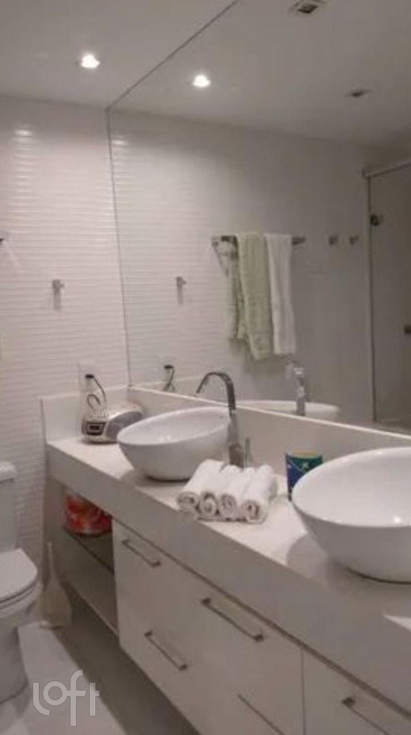 Apartamento à venda com 3 quartos, 139m² - Foto 9