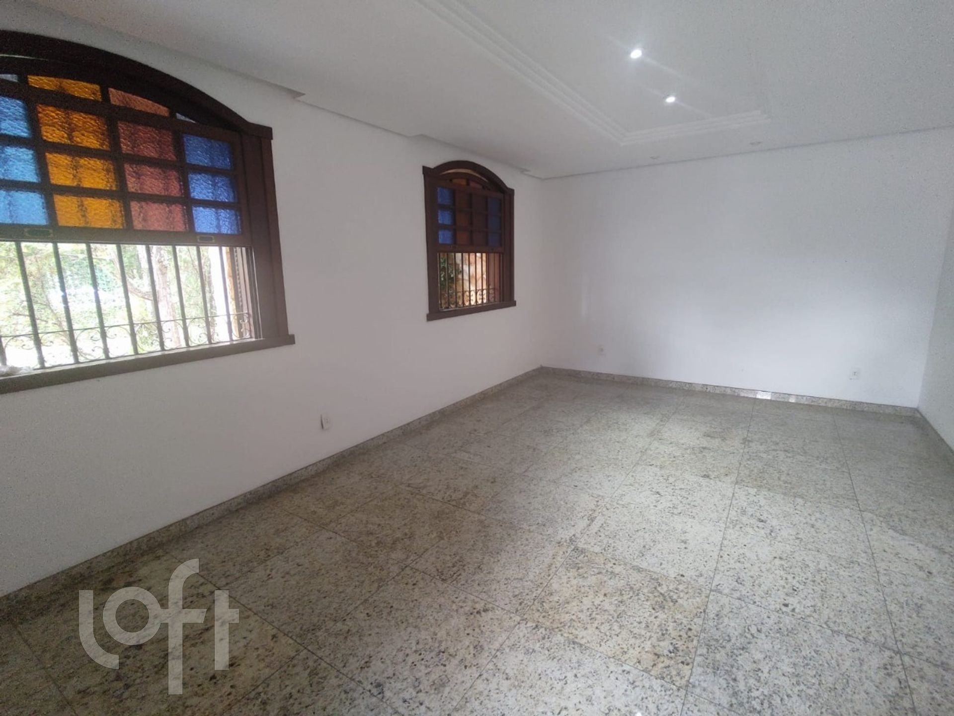 Casa à venda com 5 quartos, 371m² - Foto 6