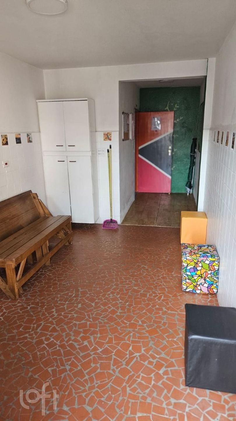 Apartamento à venda com 1 quarto, 41m² - Foto 32